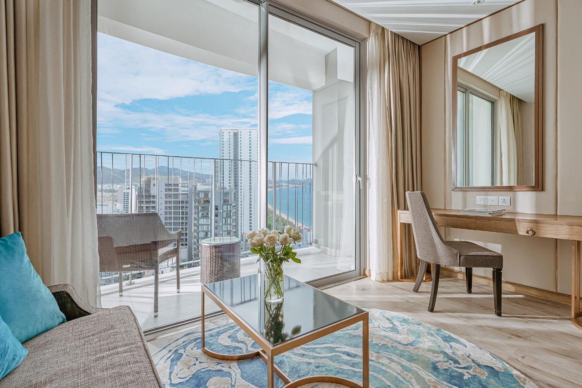 Jk.Boutique Oceanfront Panorama Residence ニャチャン エクステリア 写真