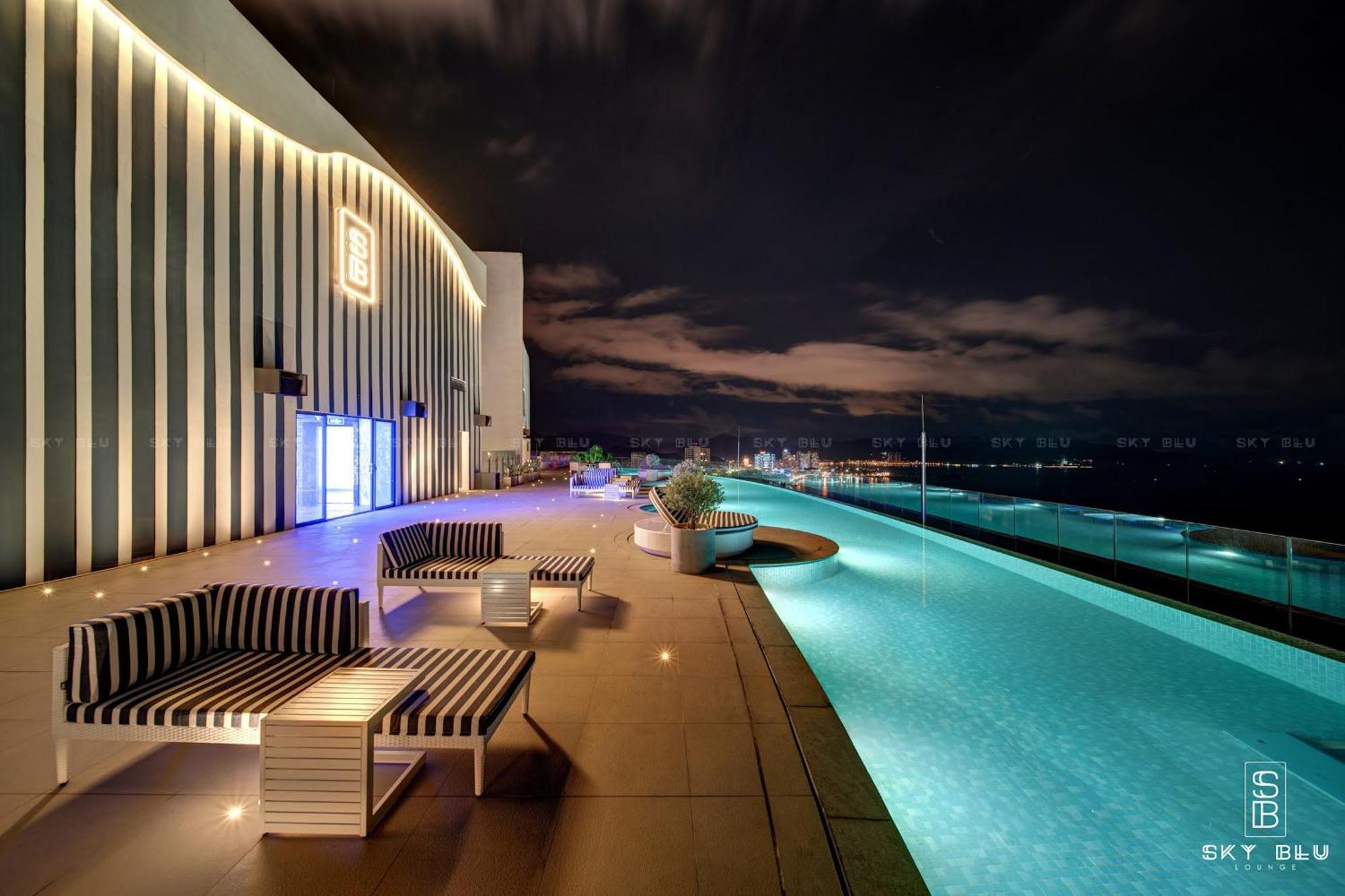 Jk.Boutique Oceanfront Panorama Residence ニャチャン エクステリア 写真