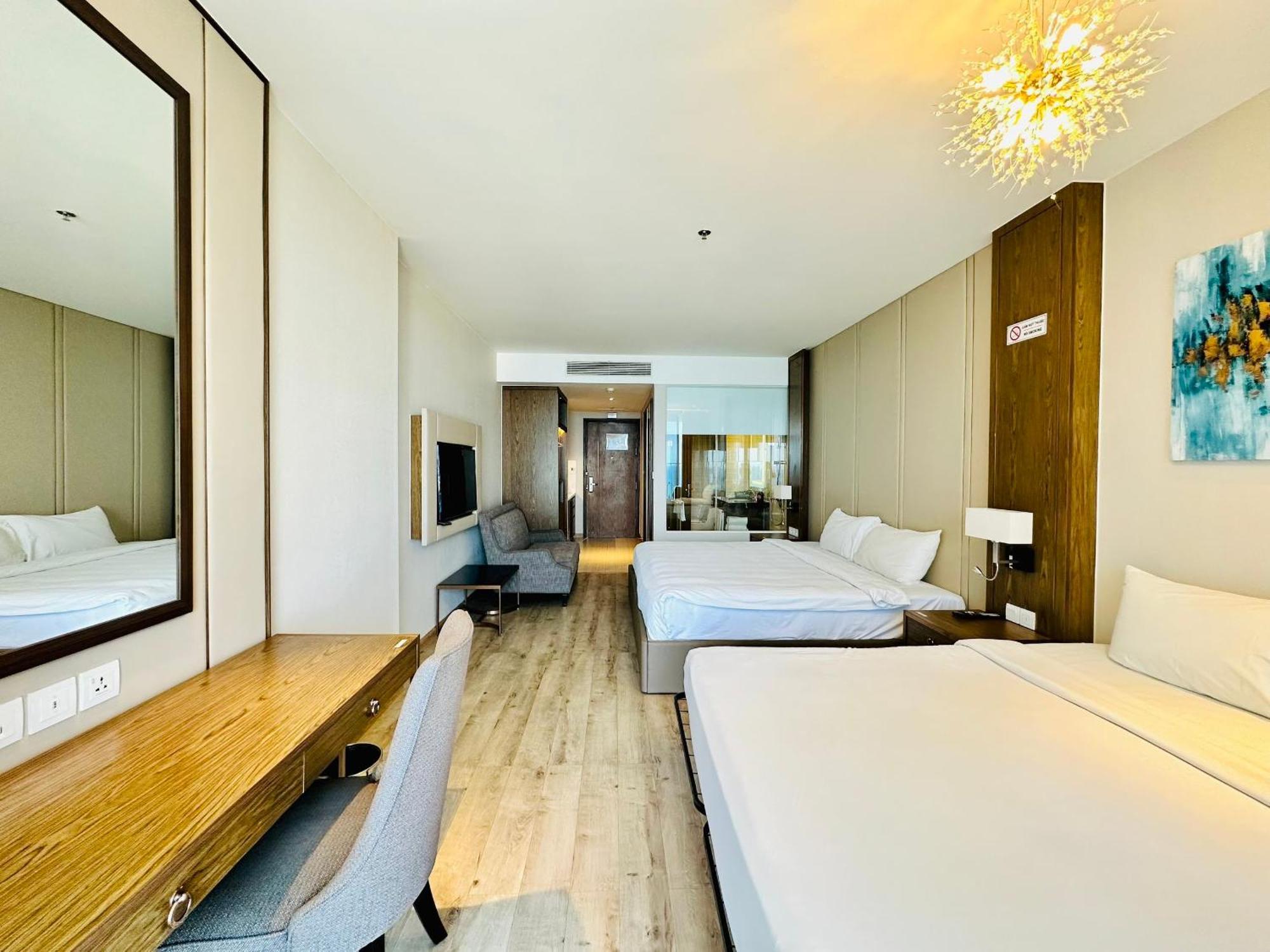 Jk.Boutique Oceanfront Panorama Residence ニャチャン エクステリア 写真