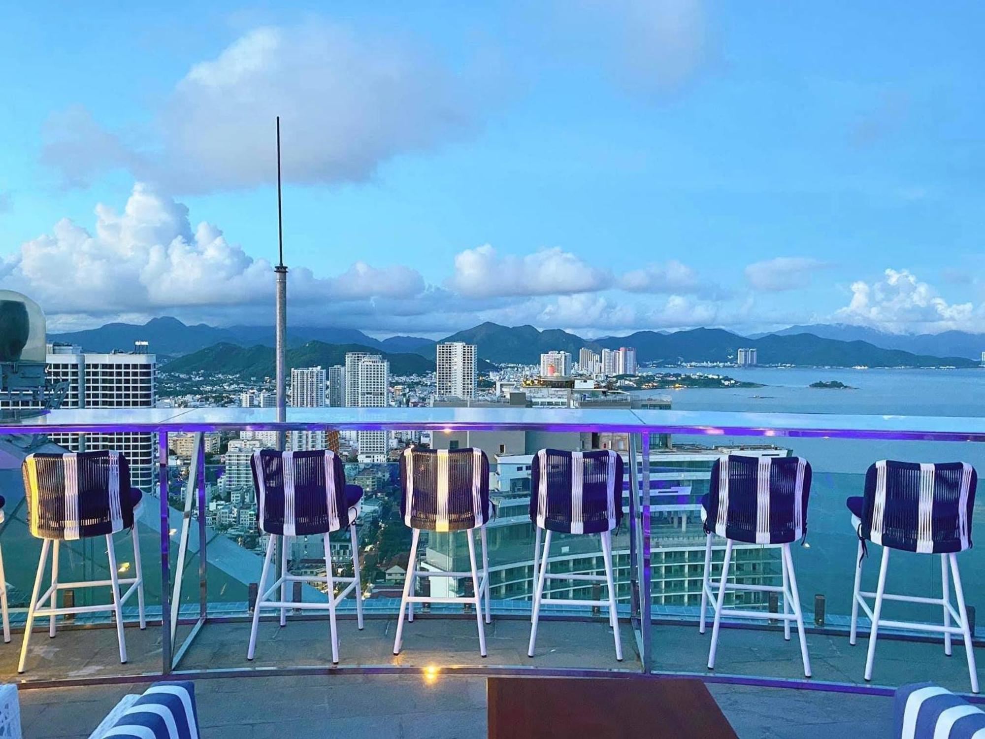 Jk.Boutique Oceanfront Panorama Residence ニャチャン エクステリア 写真