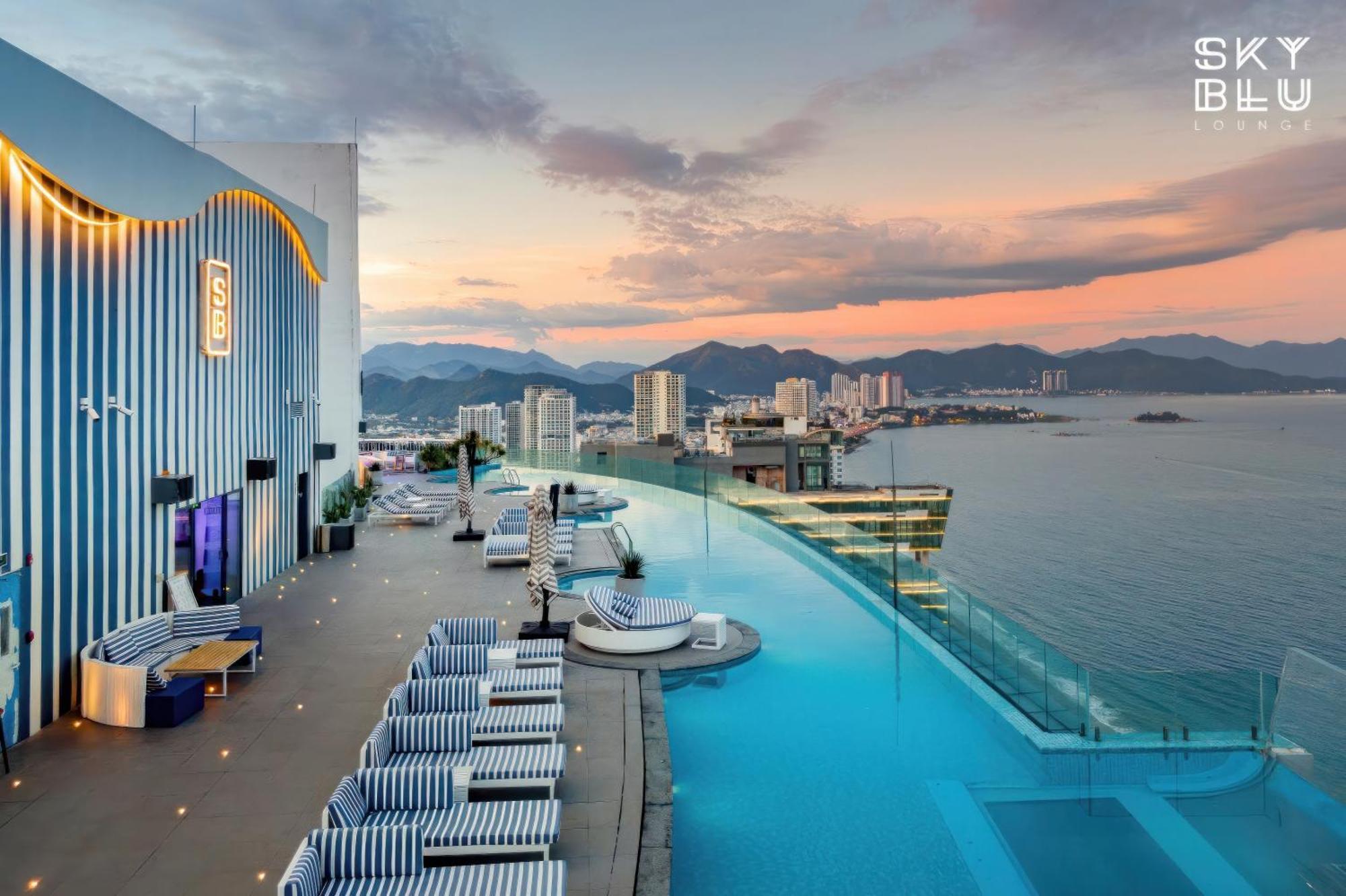 Jk.Boutique Oceanfront Panorama Residence ニャチャン エクステリア 写真
