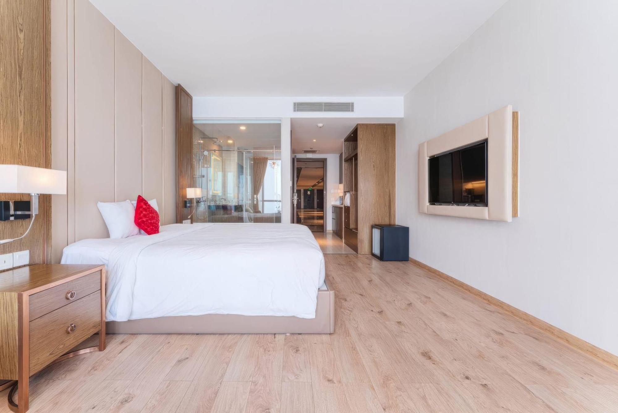 Jk.Boutique Oceanfront Panorama Residence ニャチャン エクステリア 写真