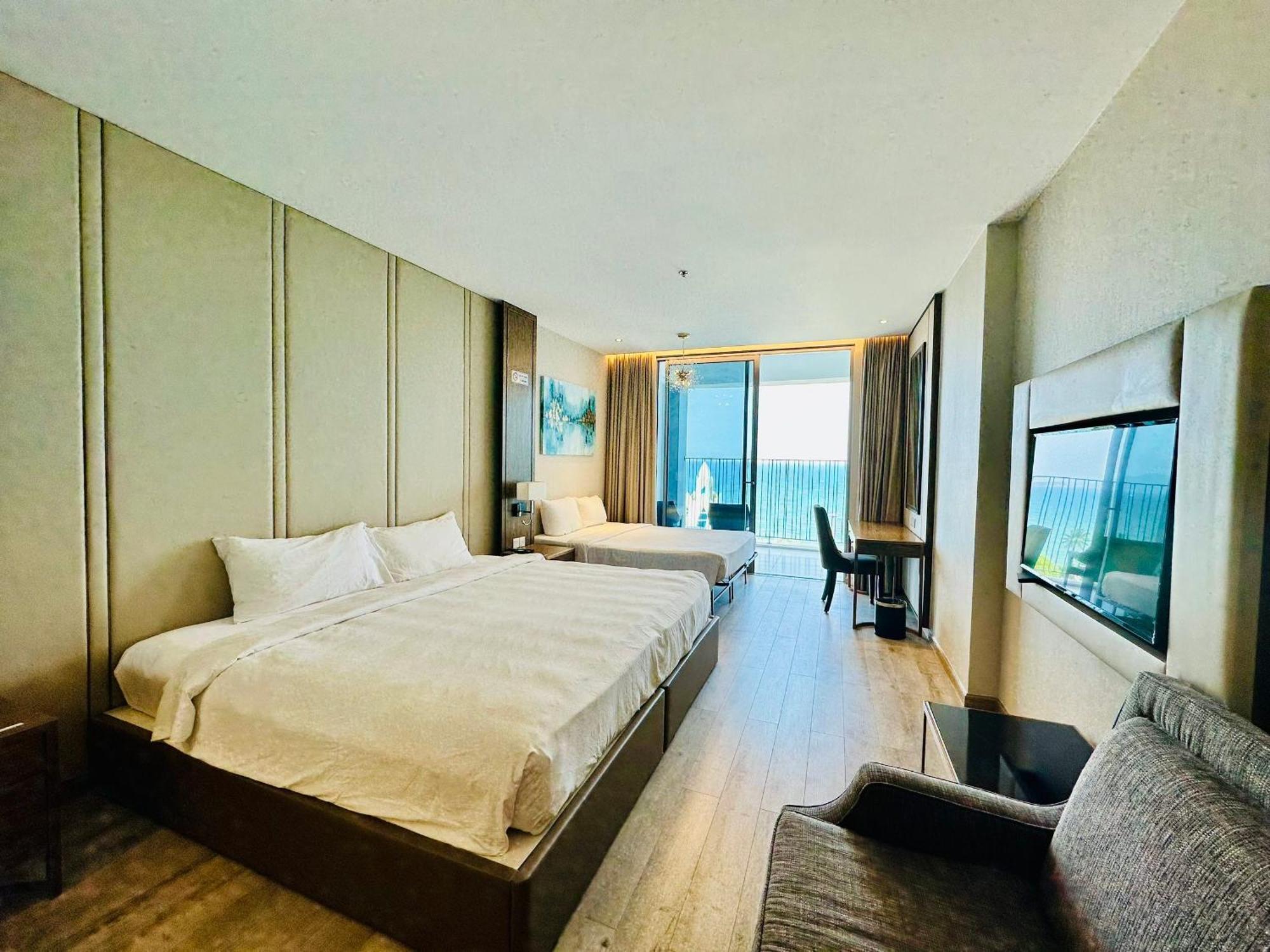 Jk.Boutique Oceanfront Panorama Residence ニャチャン エクステリア 写真