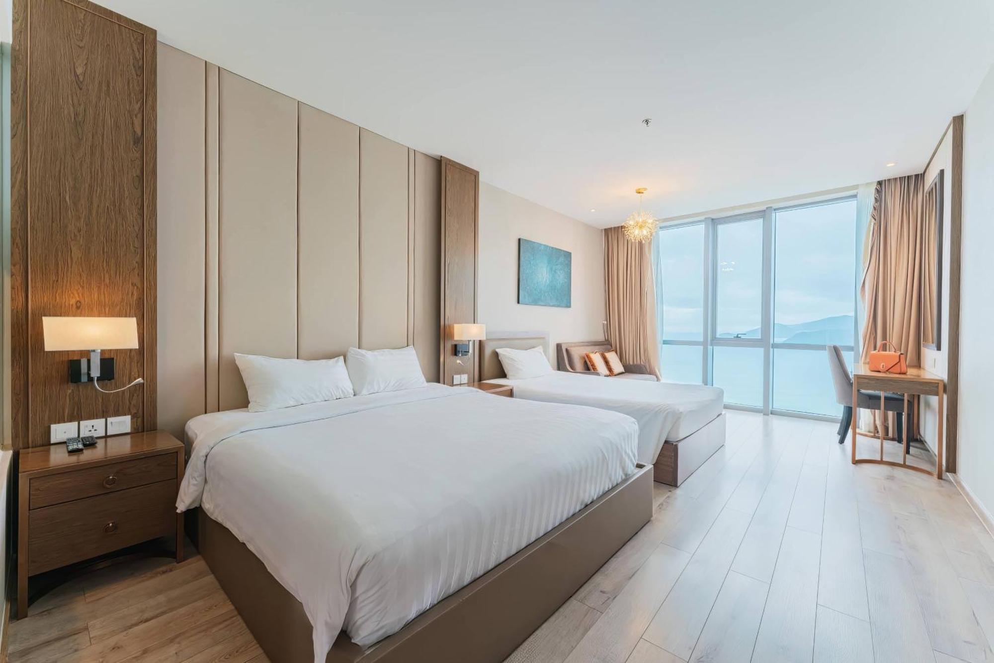 Jk.Boutique Oceanfront Panorama Residence ニャチャン エクステリア 写真